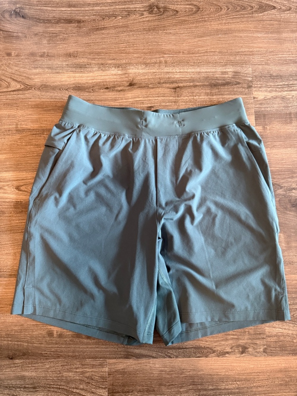 lululemon athletica Men's Athletic Shorts in Slate Green